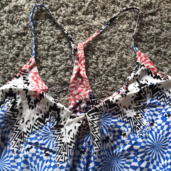 Akira Top - Picture 5 of 5